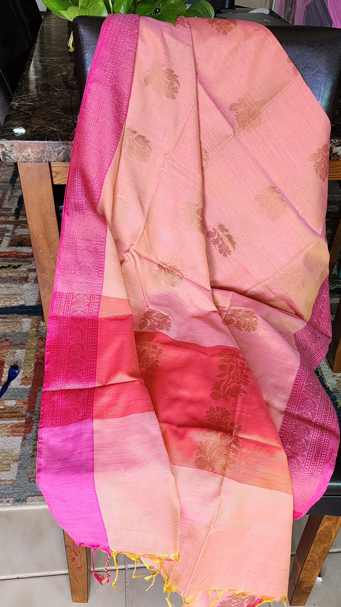 Beneras Handloom