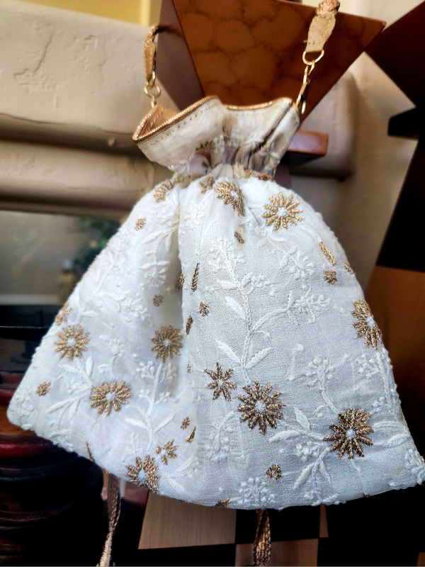 Natural Chikankari Potli