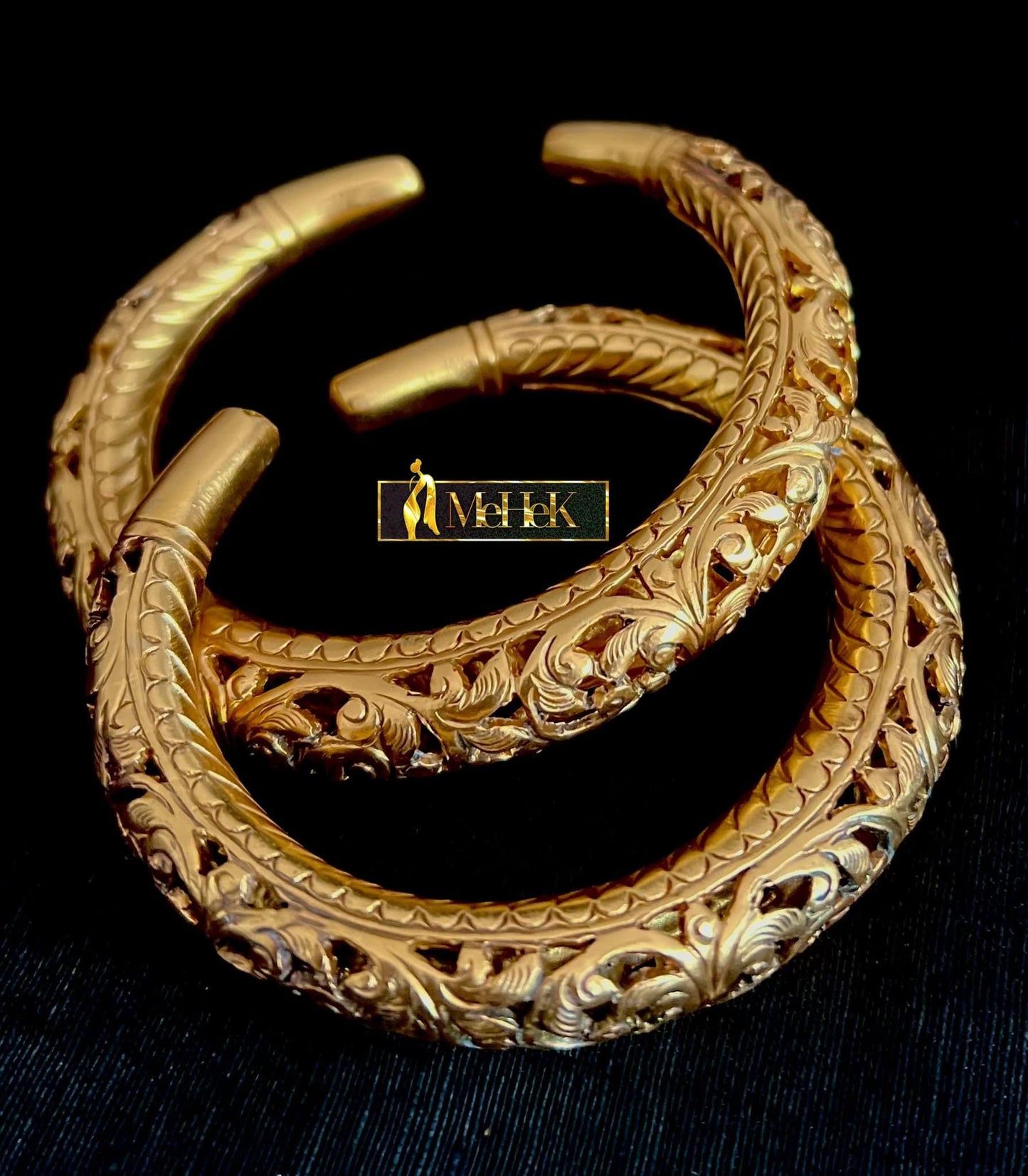 2 pcs Silver flexible Bangle set 2.2 inch  gold tone