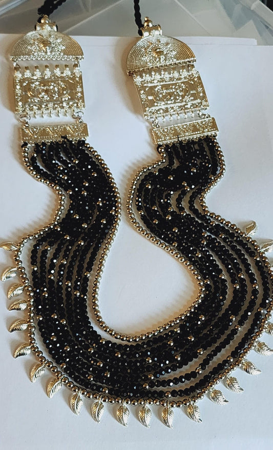 Black Crystal Long Neckpiece