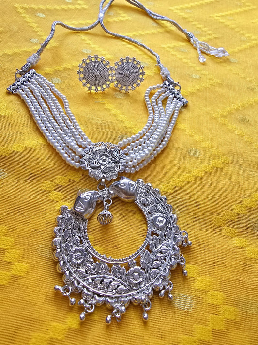 SILVER POLISH KANBALA NECKPIECE